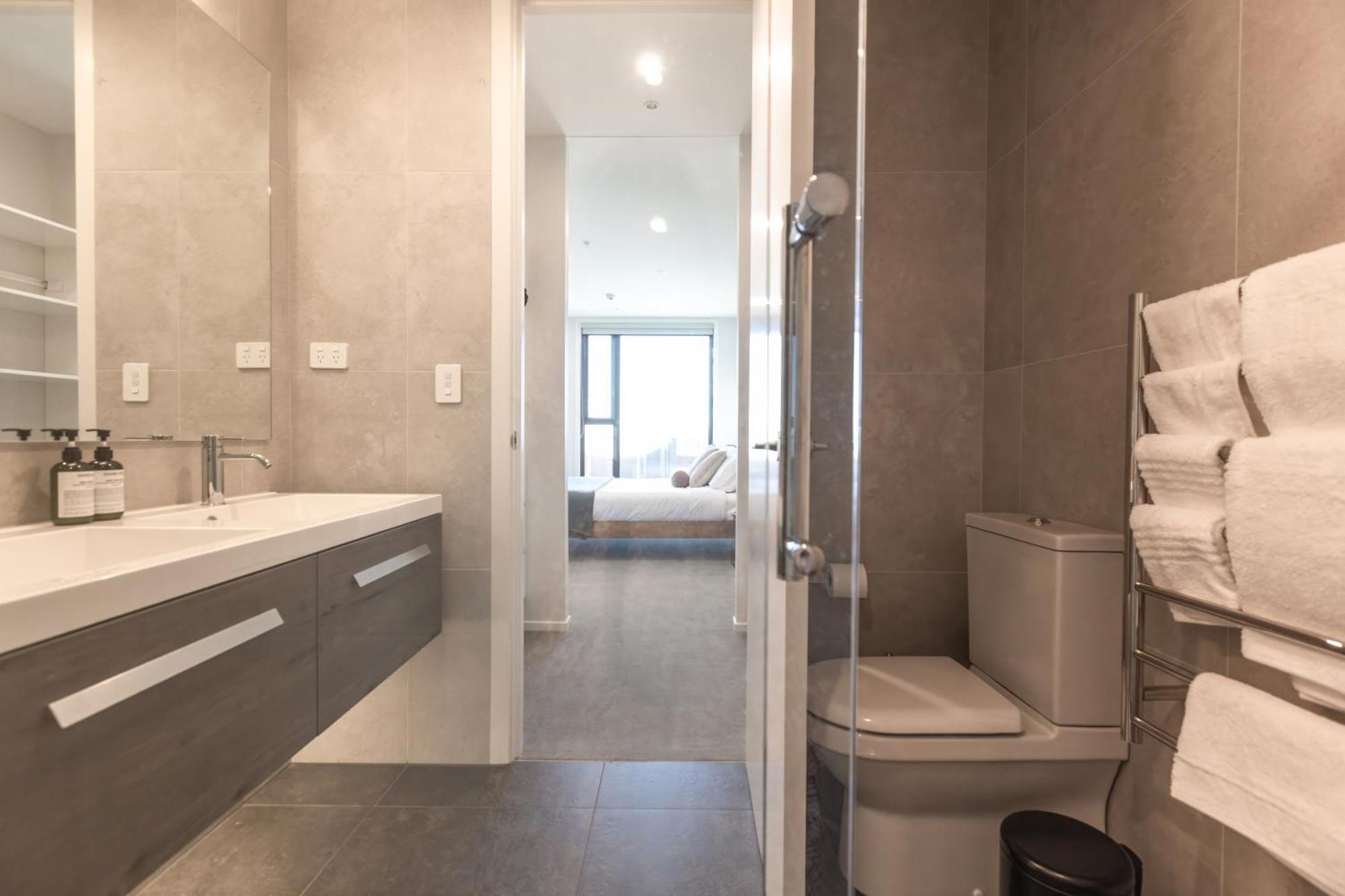 Luxury 2 Bedroom Cbd Apartment With Free Parking Christchurch Kültér fotó